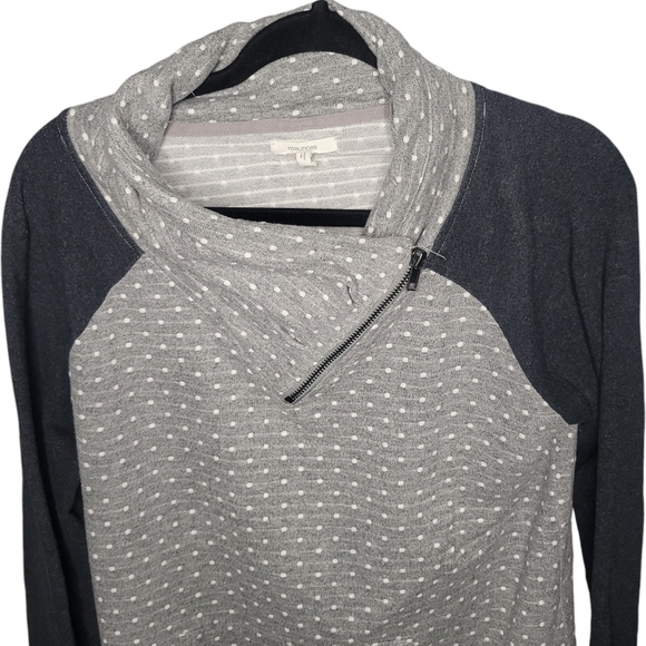 Maurices Sweatshirt - Picture 4 of 7